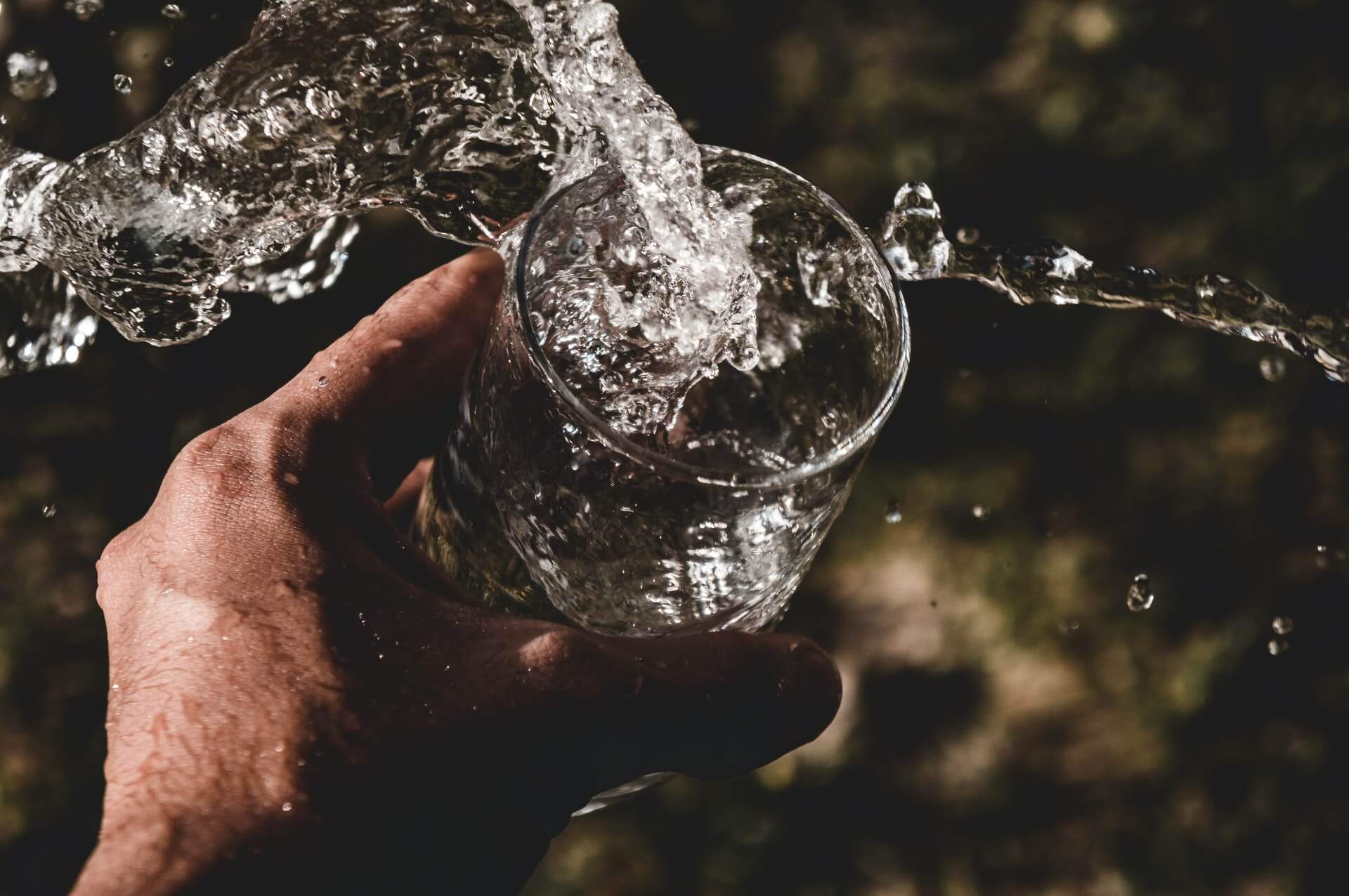 Does Sparkling Water Break A Fast Does flavored sparkling water break a fast? - Well, it depends.